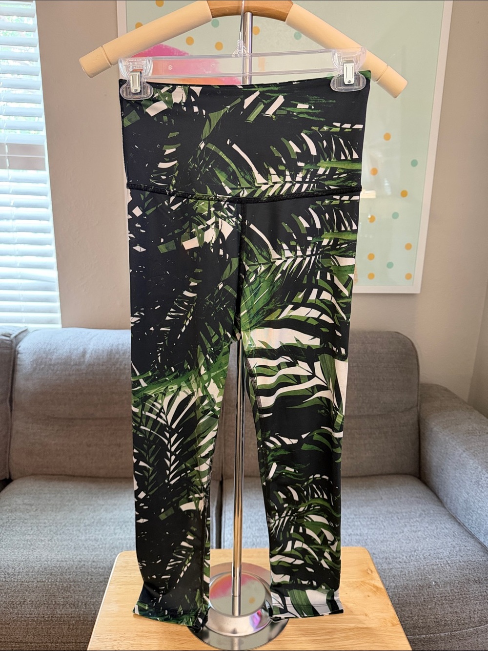 Beyond Yoga Palm Print High-Waist Leggings in Black & Green